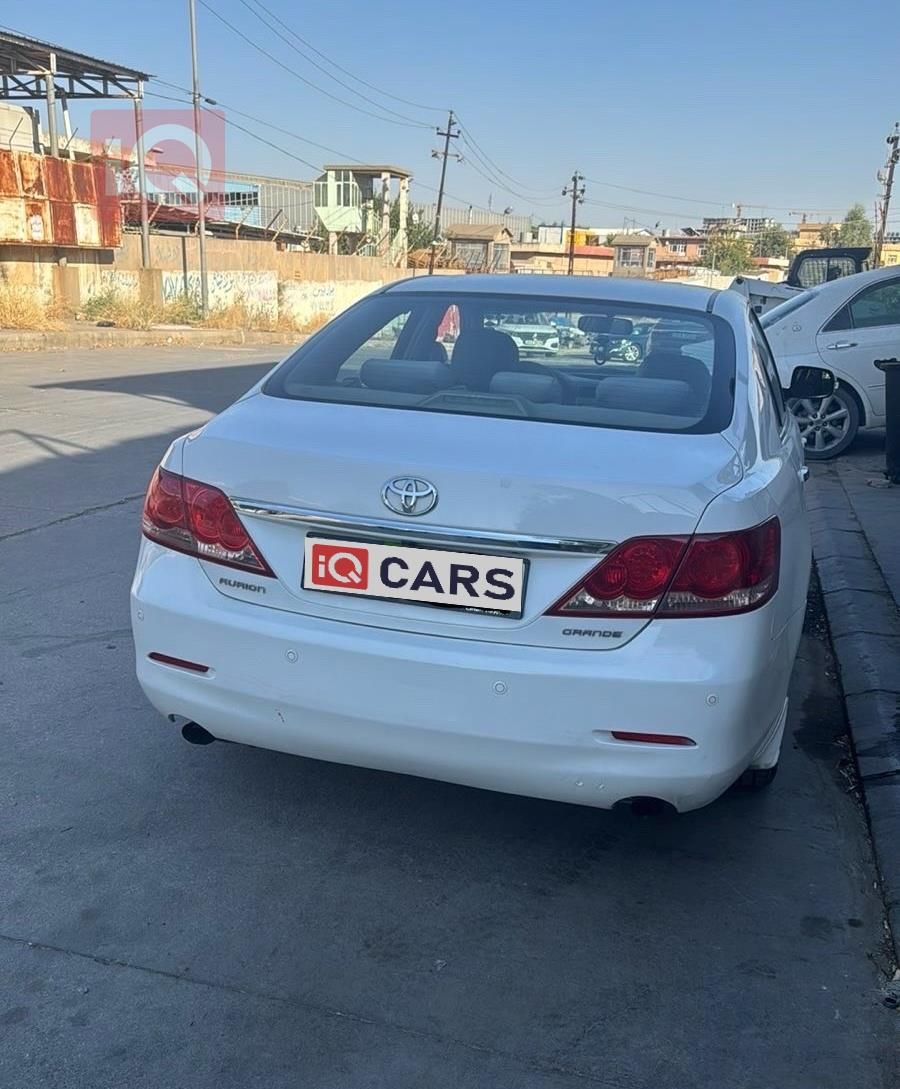 Toyota Aurion